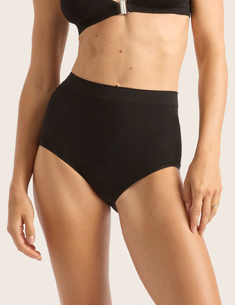 LYOLYTE® Full Boyleg Brief
