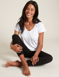 Women's V-Neck T-Shirt - Vit